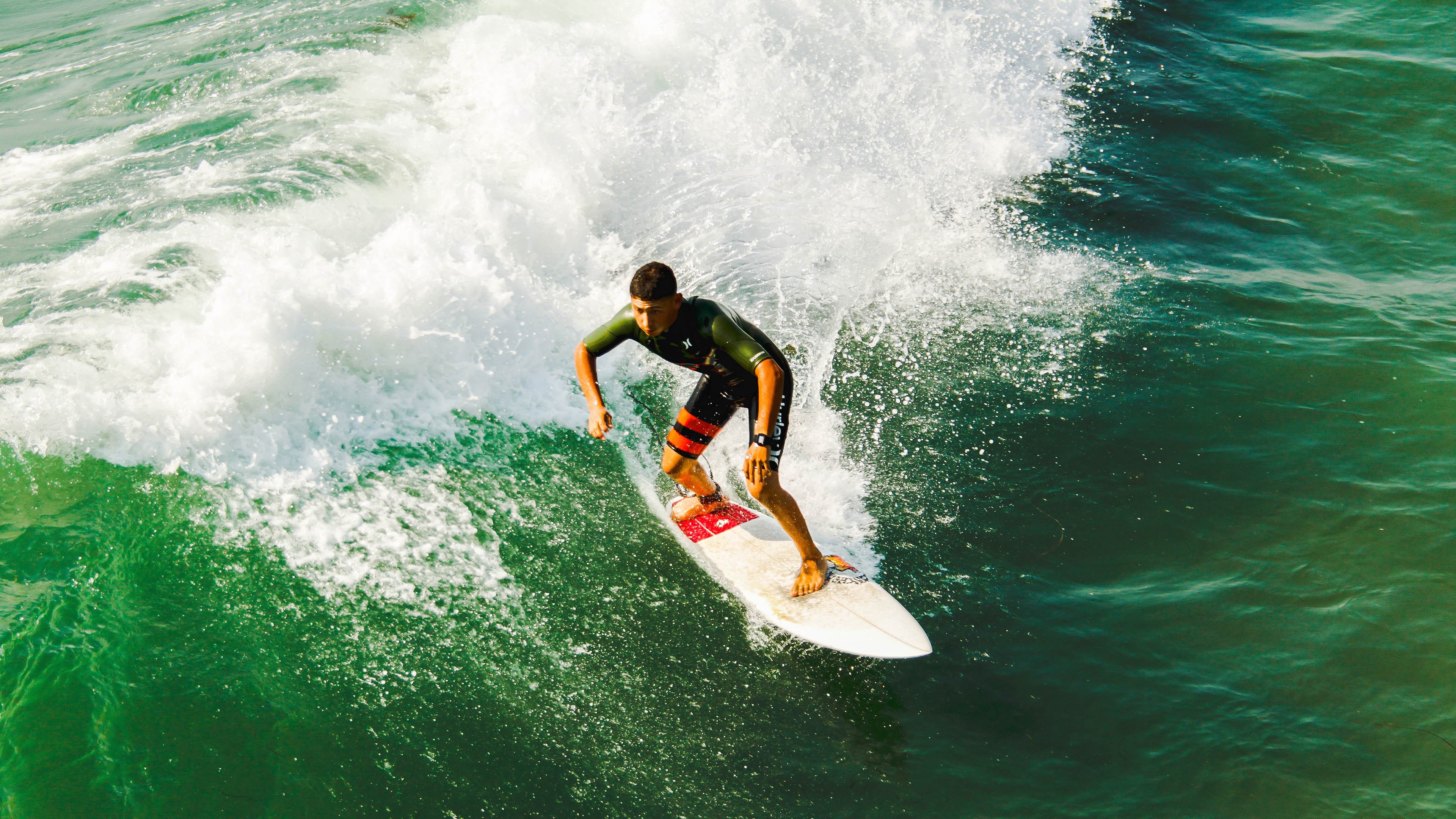 勇士队追求三连冠，胜利在望，勇士三冠对手